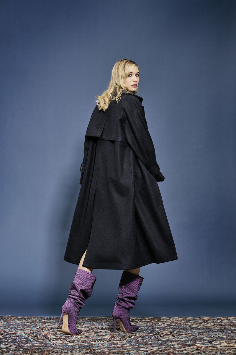 Overcoat in wool blend cloth