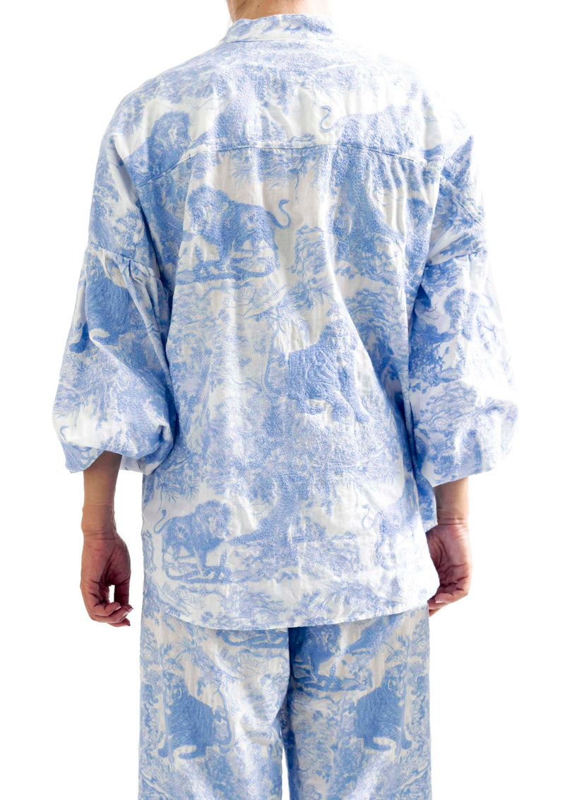 Spotted shirt